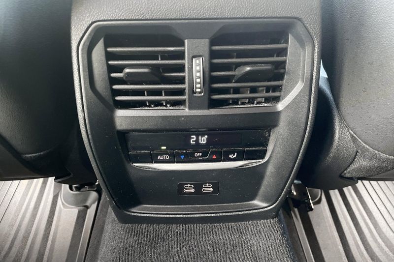 BMW 330 bild 20