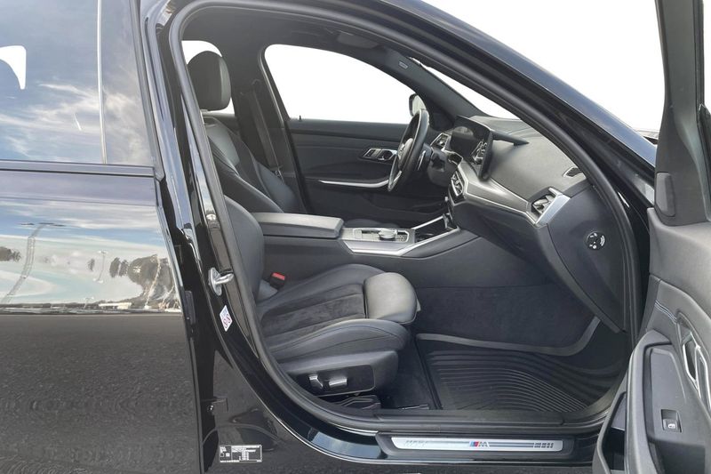 BMW 330 bild 15