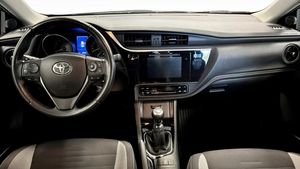 Toyota Auris bild 4
