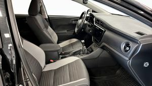 Toyota Auris bild 3