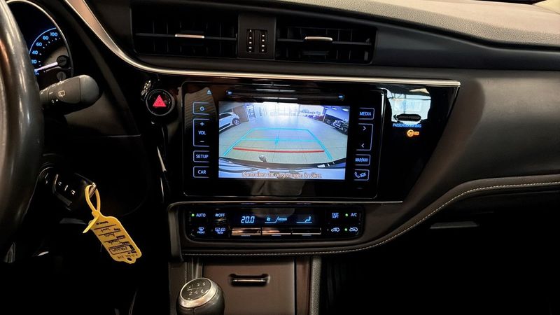 Toyota Auris bild 12
