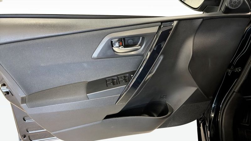 Toyota Auris bild 11