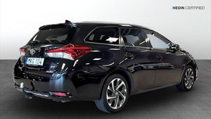 Toyota Auris bild 2