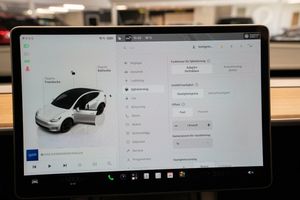 Tesla Model Y bild 20