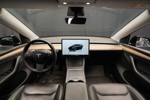 Tesla Model Y bild 14