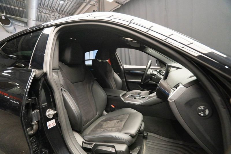 BMW i4 bild 22