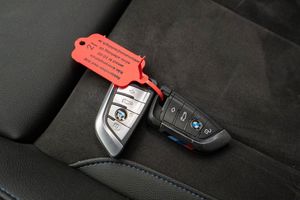 BMW i4 bild 24
