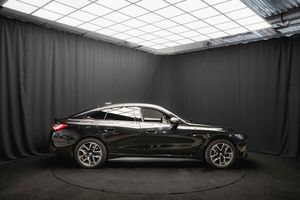 BMW i4 bild 7