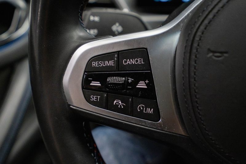BMW i4 bild 17