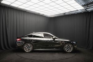 BMW i4 bild 6