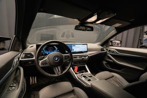 BMW i4 bild 13