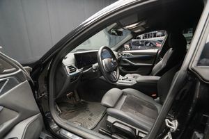 BMW i4 bild 19