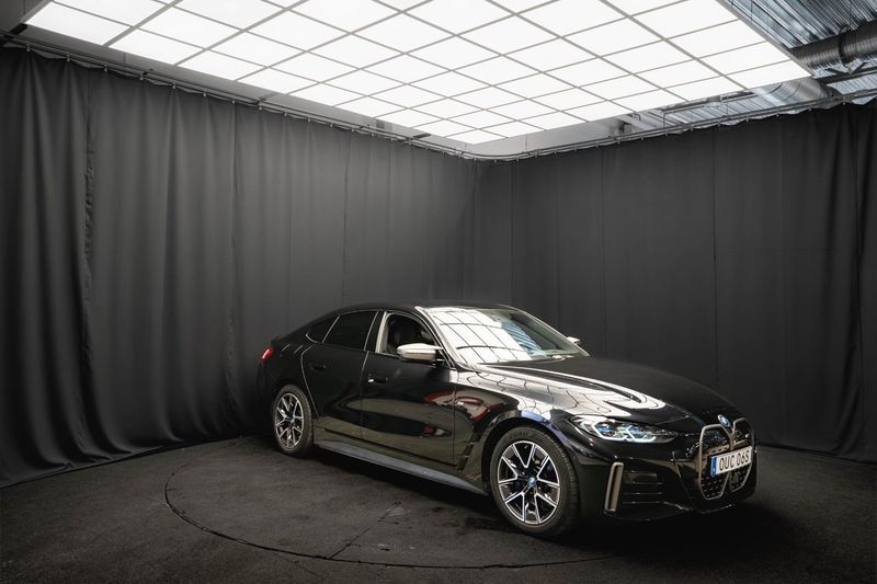 BMW i4 bild 5