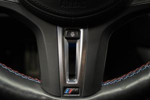 BMW i4 bild 21