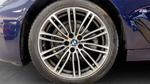 BMW 520 bild 9
