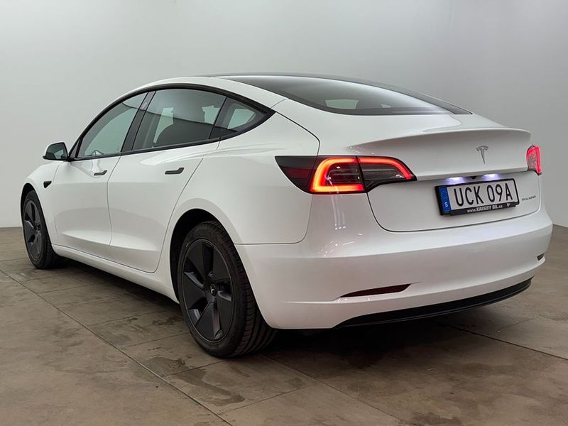 Tesla Model 3 bild 4