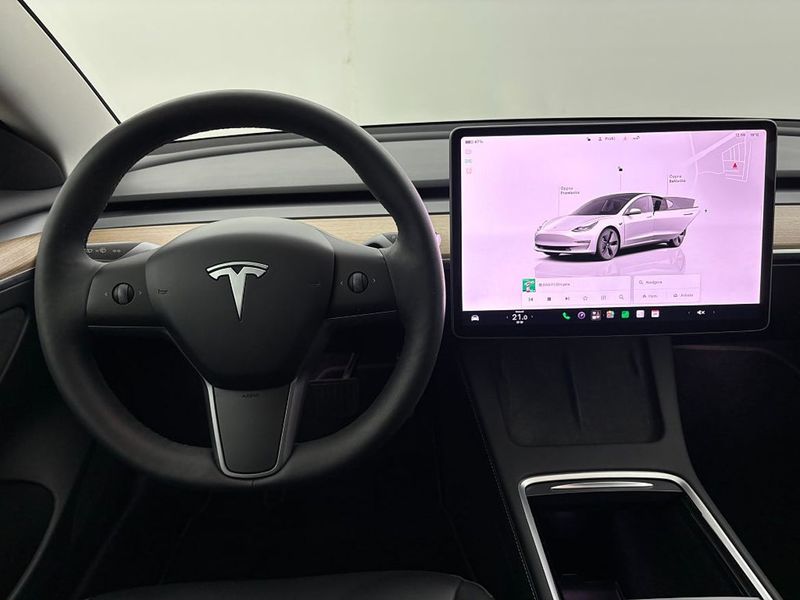 Tesla Model 3 bild 16