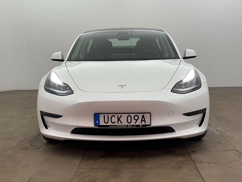 Tesla Model 3 bild 9