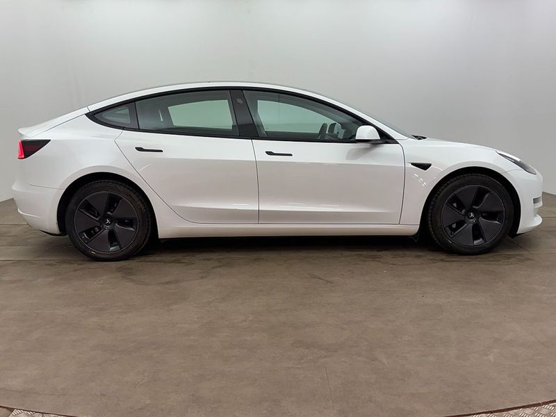 Tesla Model 3 bild 7