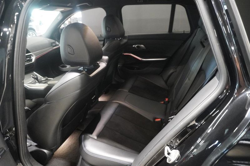 BMW 320 bild 8