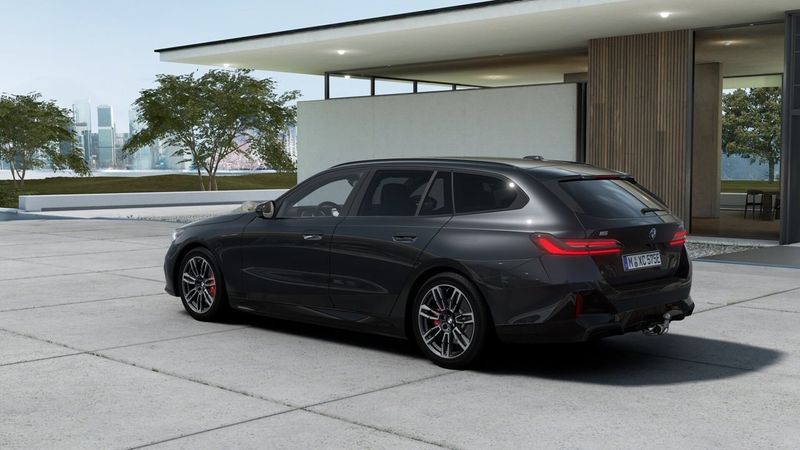 BMW i5 bild 2