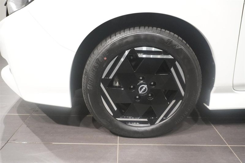 Nissan Leaf bild 4
