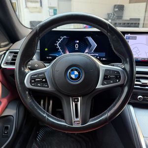 BMW i4 bild 10