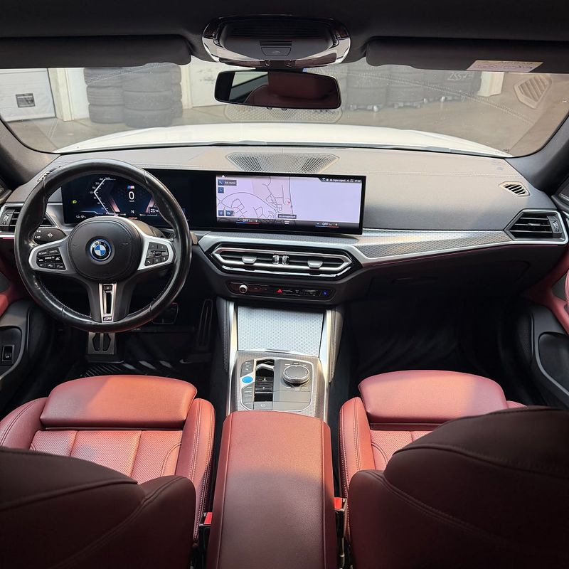 BMW i4 bild 9