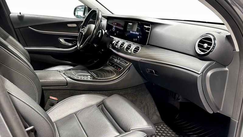 Mercedes E220 bild 3