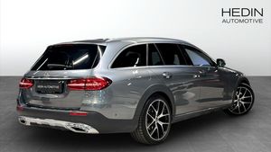 Mercedes E220 bild 2