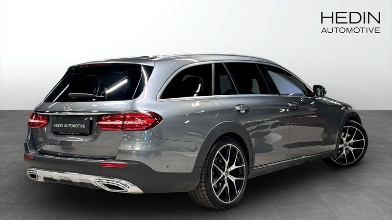 Mercedes E220 bild 2