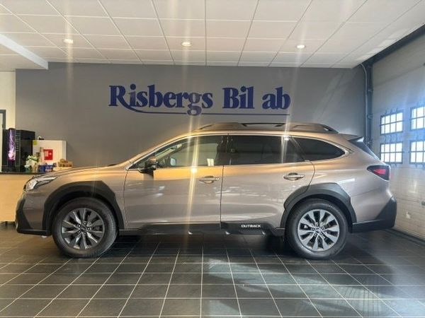 Subaru Outback 2.5 4WD XFuel Adventure Drag, V-Hjul & M-värm - 2023