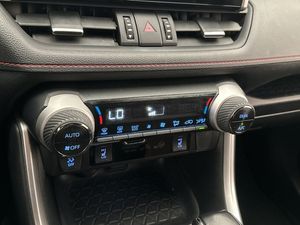 Toyota RAV4 bild 22