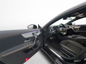 Mercedes CLA250 bild 15