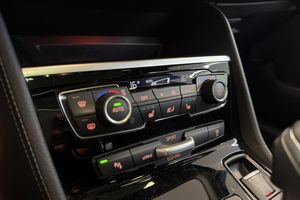 BMW 225 bild 14