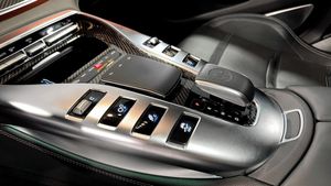 Mercedes AMG GT bild 10