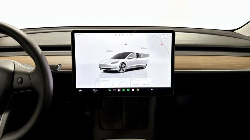 Tesla Model 3 bild 12