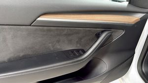 Tesla Model 3 bild 11