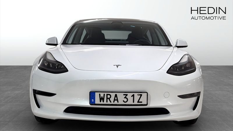 Tesla Model 3 bild 8