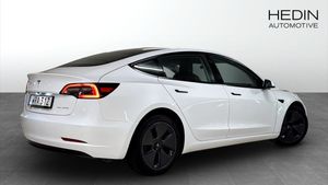 Tesla Model 3 bild 2