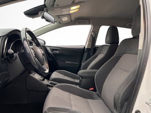 Toyota Auris bild 10