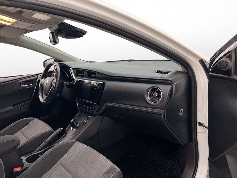 Toyota Auris bild 23
