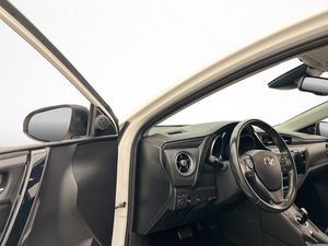 Toyota Auris bild 9