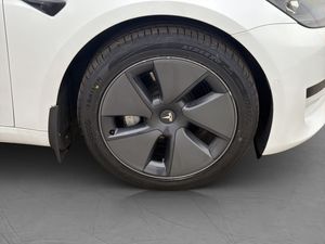 Tesla Model 3 bild 34