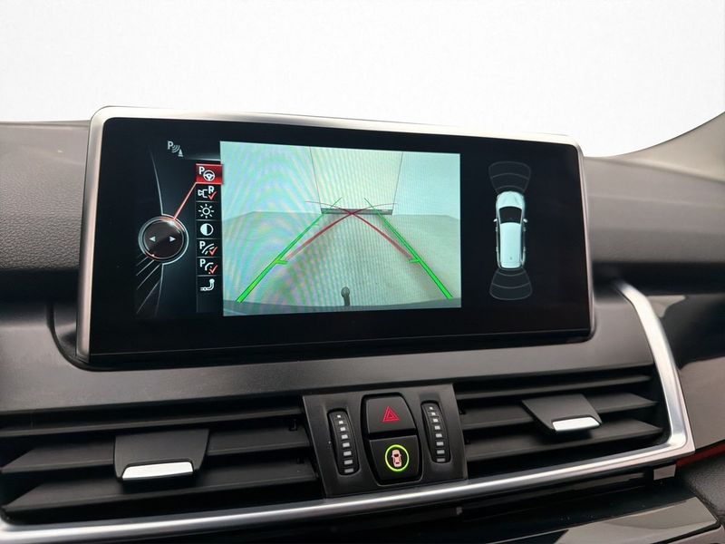 BMW 220 bild 17