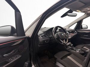 BMW 220 bild 11