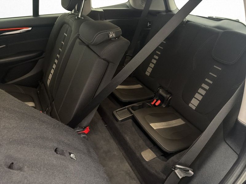 BMW 220 bild 27