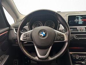 BMW 220 bild 12