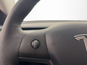 Tesla Model 3 bild 15