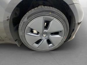 Tesla Model 3 bild 35